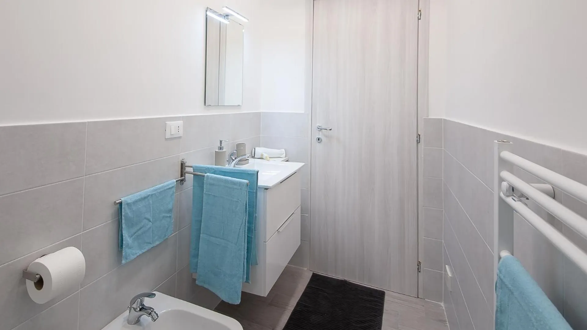 Nicoletta Rivieraholiday Albenga Apartment